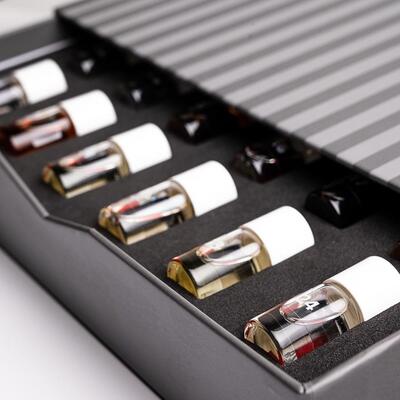Photo du produit 'AROMABAR Edition Professionnelle (24 Ar�mes de vin)'