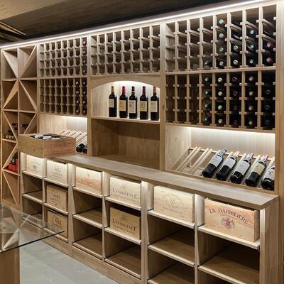 Photo du produit '�tag�res � vin PRESTIGE, ch�ne massif nature'