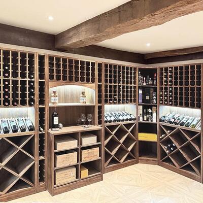 Photo du produit '�tag�res � vin PRESTIGE, ch�ne massif teint�'