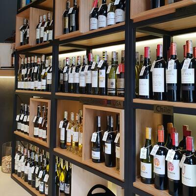 Photo du produit 'Etag�re � vin STYLE M�lange Bois & M�tal avec �clairage'