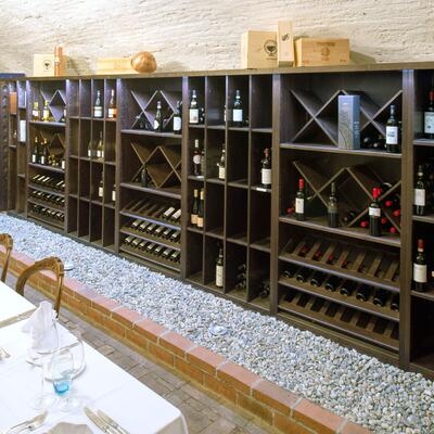 Photo du produit 'Syst�me d�tag�res � vin PIEMONT, placage ch�ne, brun fonc�,'