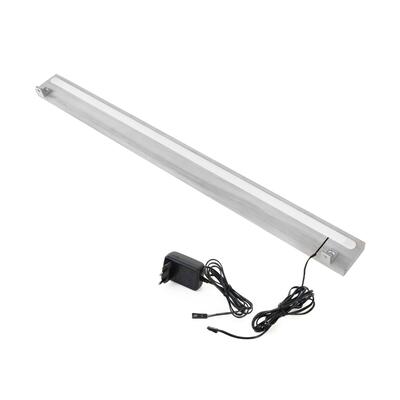 Photo du produit 'Barre d'�clairage LED, 68 cm, pin, teint� blanc'