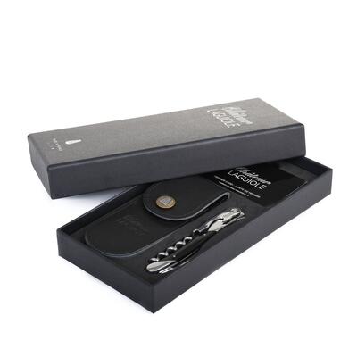 Photo du produit 'Ch�teau Laguiole � manche en corne noire'