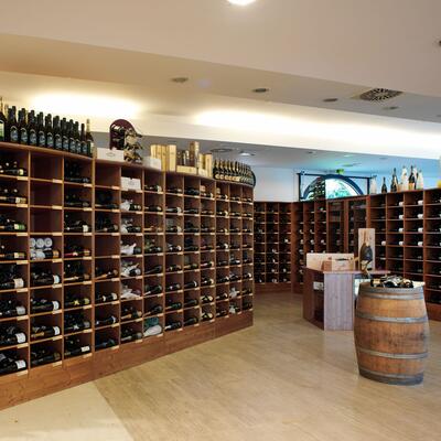Photo du produit 'Syst�me d�tag�res � vin PIEMONT, bois de sapin, noyer/brun moyen'