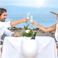 Photo du produit 'Seau � glace design, avec et sans �clairage LED mod�le table d' appoint H 70 cm'