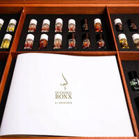 Photo du produit 'AROMABAR Edition Premium (60 Ar�mes de vin)'