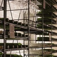 Photo du produit 'Syst�me d'�tag�res � vin LA CAVE en m�tal, H170 cm'